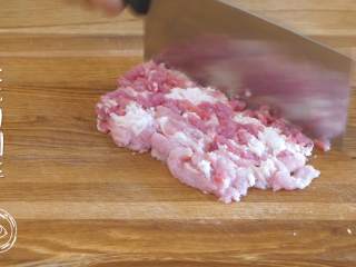 肉末烧豆腐的做法步骤1 肉末烧豆腐的做法步骤1