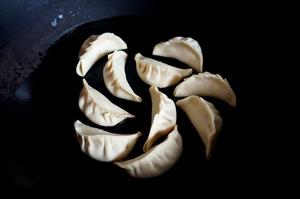 煎饺的做法(图6) 5.jpg
