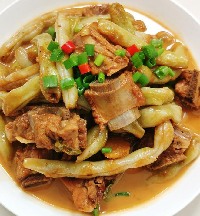 排骨炖豆角的做法