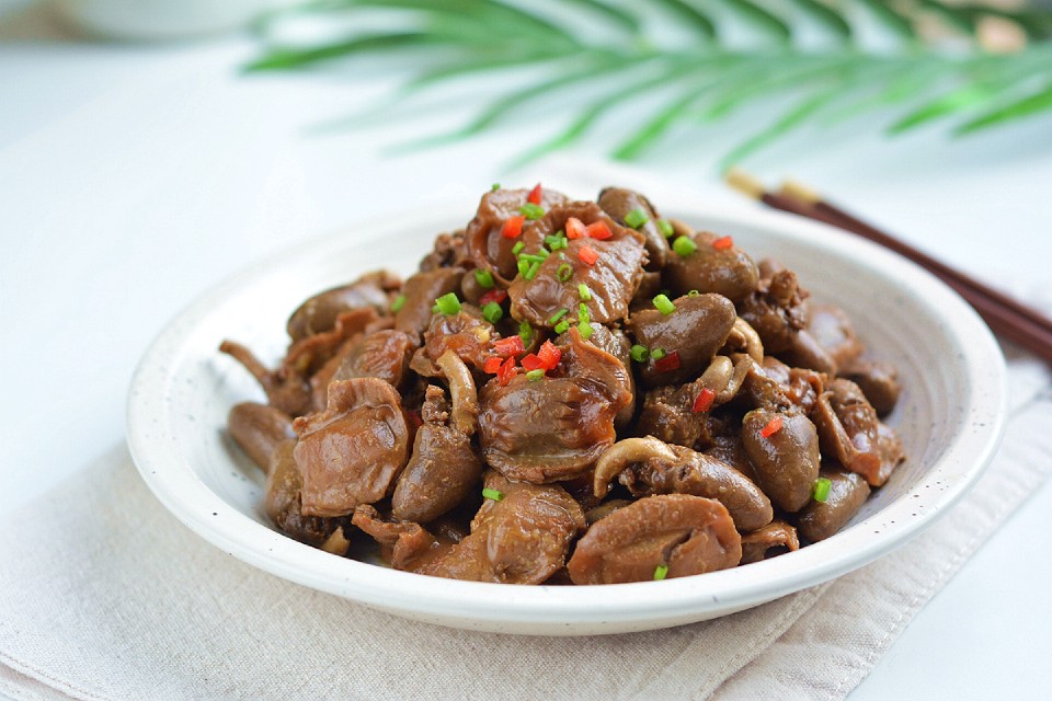香卤鸡杂的做法