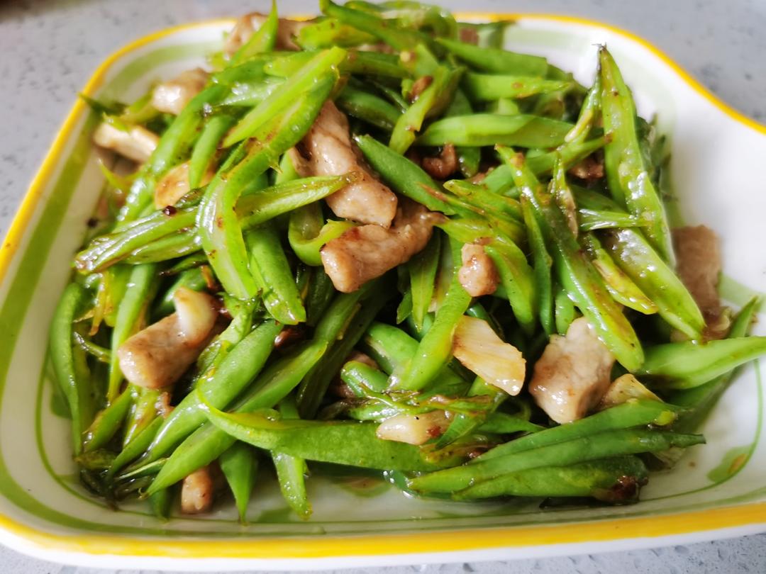 豆角炒肉的做法