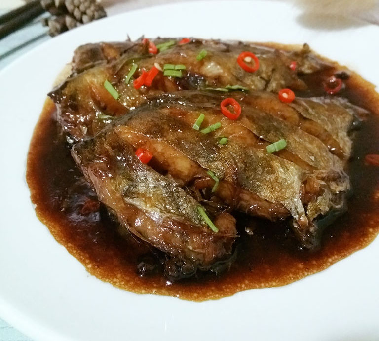 红烧扒皮鱼的做法