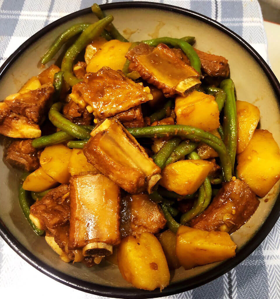 土豆排骨炖豆角的做法